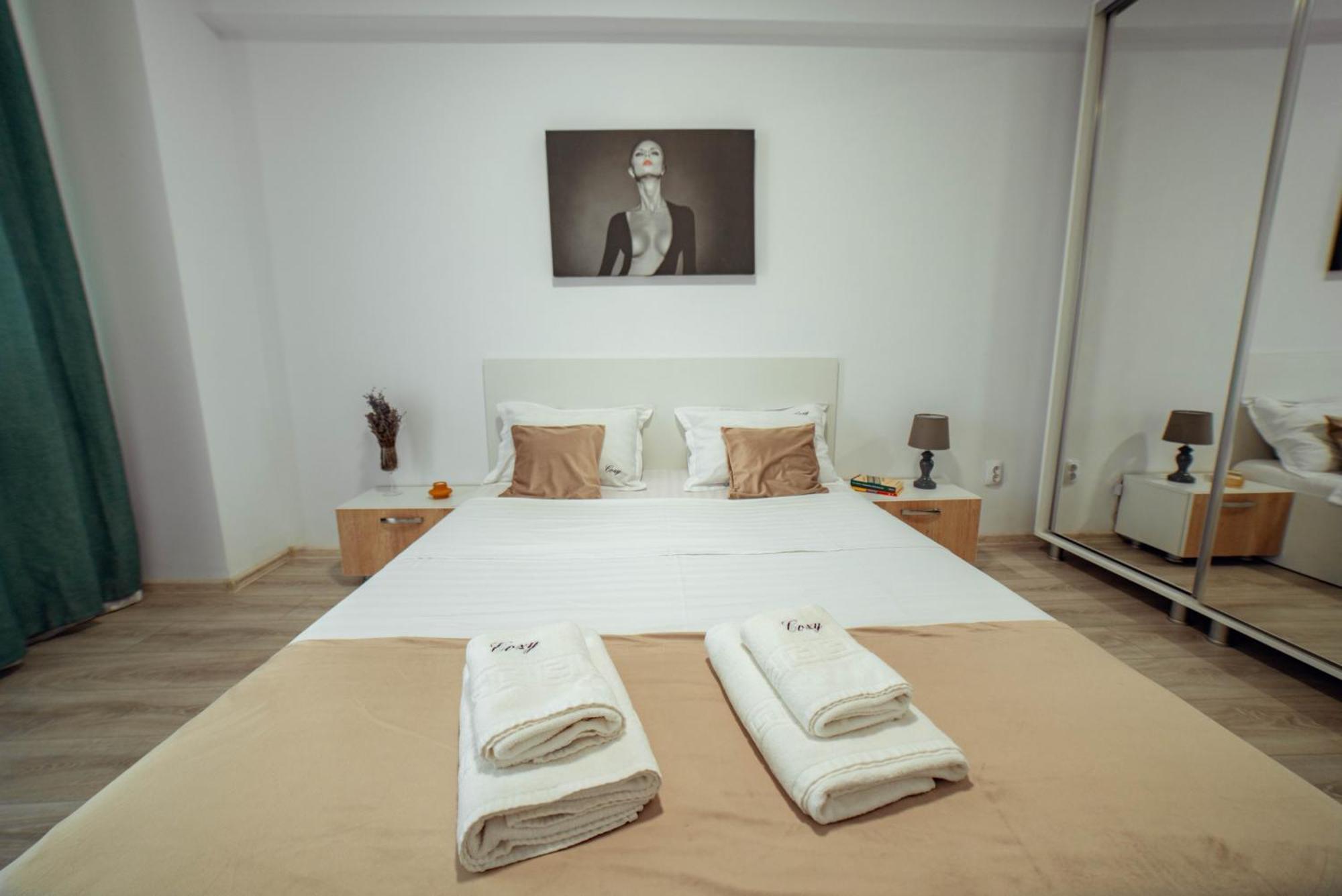Cozy Apartments - One Residence Iasi Exterior foto